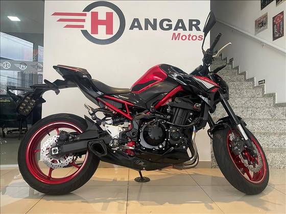 KAWASAKI Z900 KAWASAKI Z900